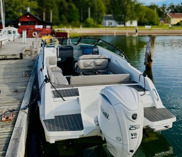Yamarin 67 DC / Yamaha 250 / 2022 /