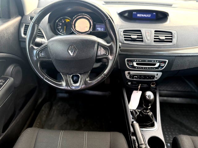 Renault Megane — bild 10 av 10