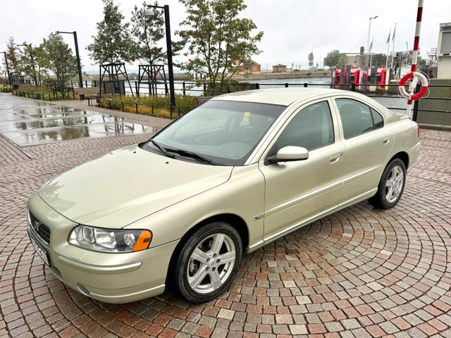 Volvo S60 2005