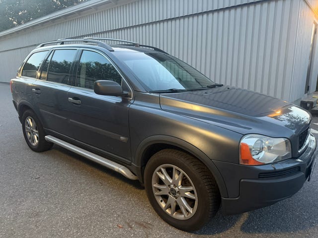 Volvo XC90 2005