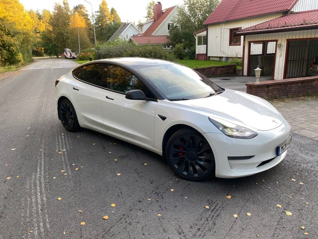 Tesla Model 3 2021