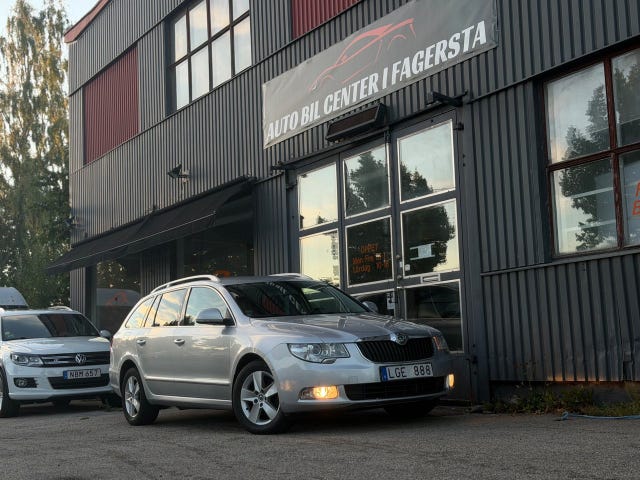 Skoda Superb 2011