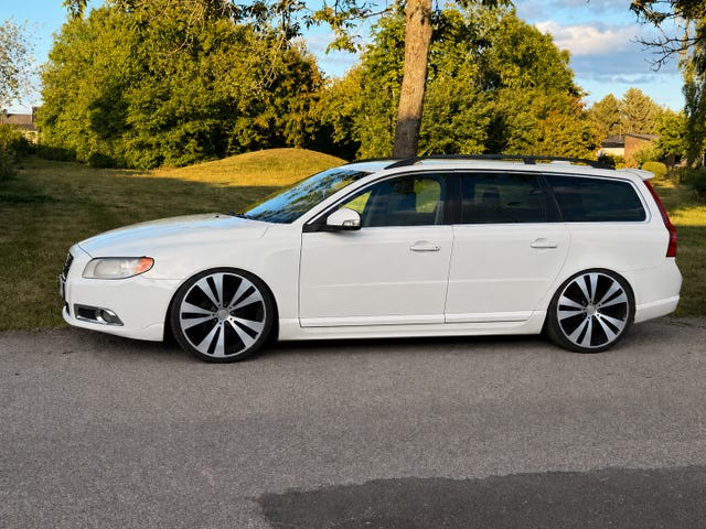 Volvo V70 2011
