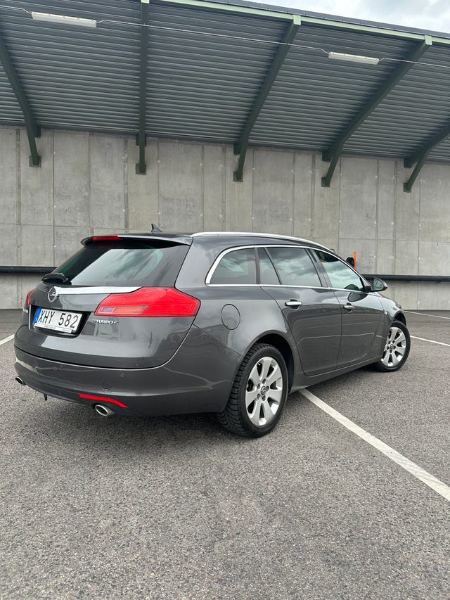 Opel Insignia 2012