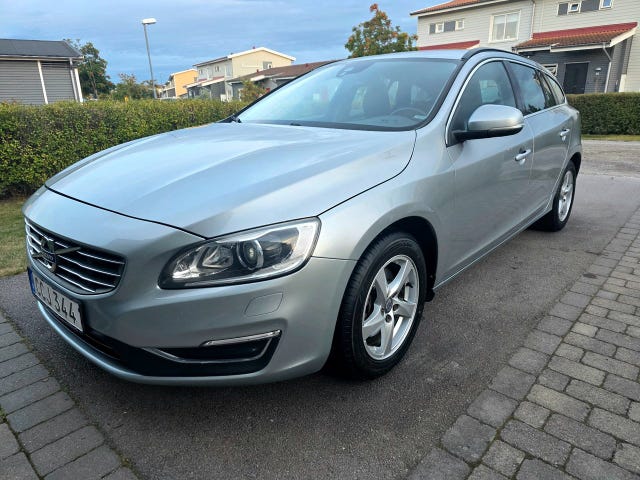 Volvo V60 2016