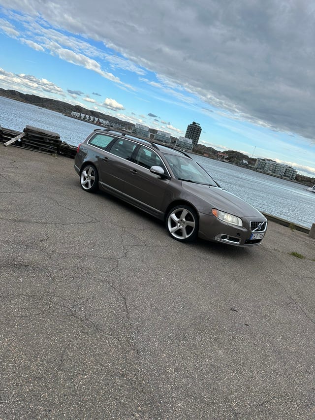 Volvo V70 2010