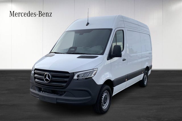 Mercedes-Benz Sprinter 317 2026