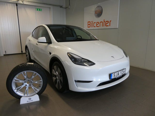 Tesla Model Y 2023