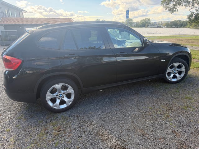 BMW X1 2011