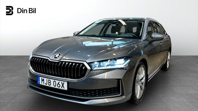 Skoda Superb 2025