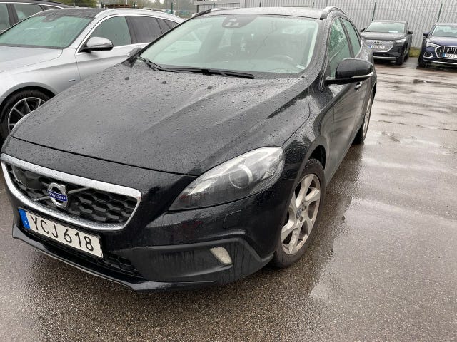 Volvo V40 Cross Country 2016