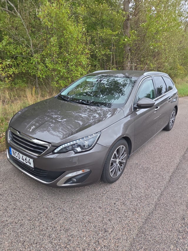 Peugeot 308 SW 2014