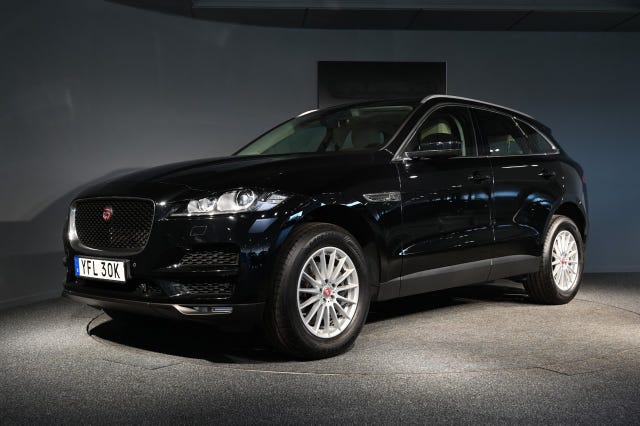 Jaguar F-PACE 2019
