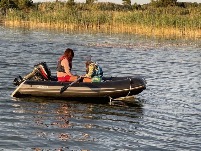 Grand 330 Rib