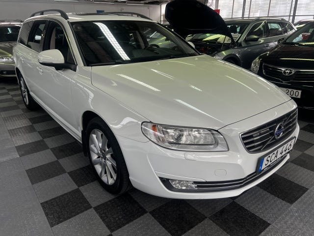 Volvo V70 2015