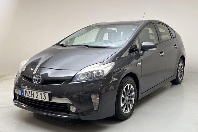 Toyota Prius Plug-in Hybrid 2012