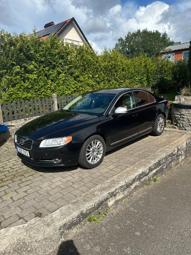 Volvo S80 2011