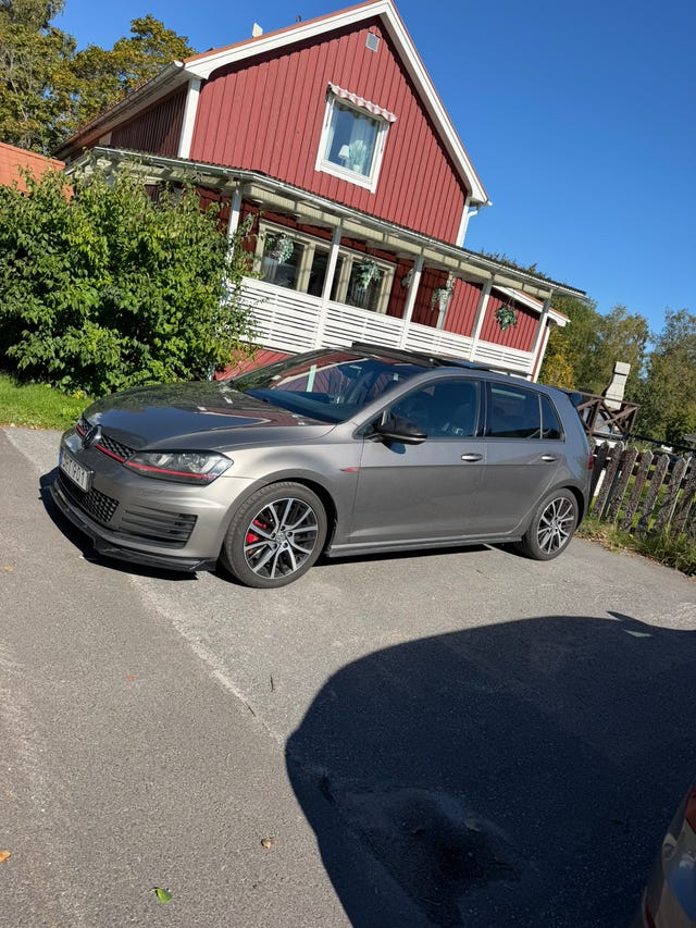 Volkswagen Golf VII 2016