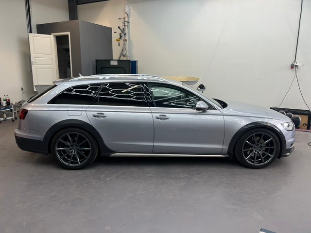 Audi A6 allroad 2016