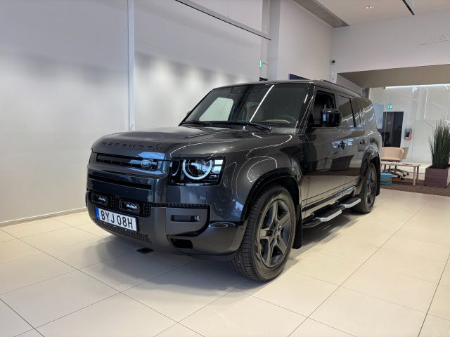 Land Rover Defender 130 2026