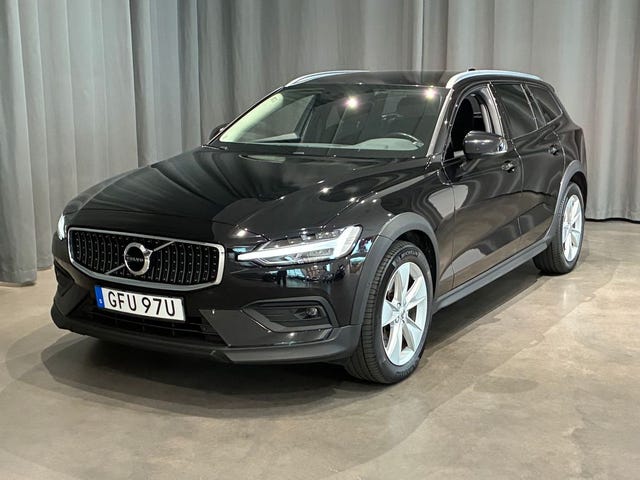 Volvo V60 Cross Country 2022