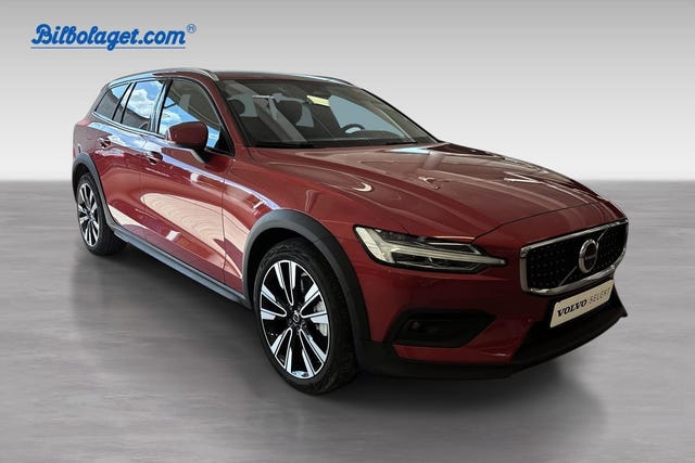 Volvo V60 Cross Country 2024