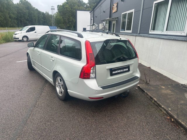 Volvo V50 2011 – bild 4