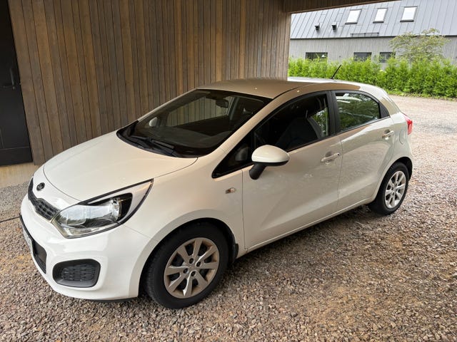 Kia Rio 2012