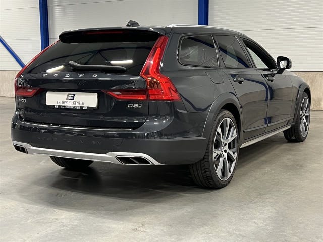 Volvo V90 Cross Country 2020 – bild 3
