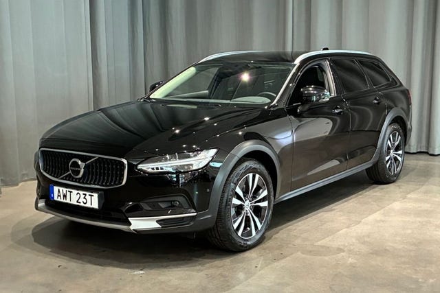 Volvo V90 Cross Country 2023