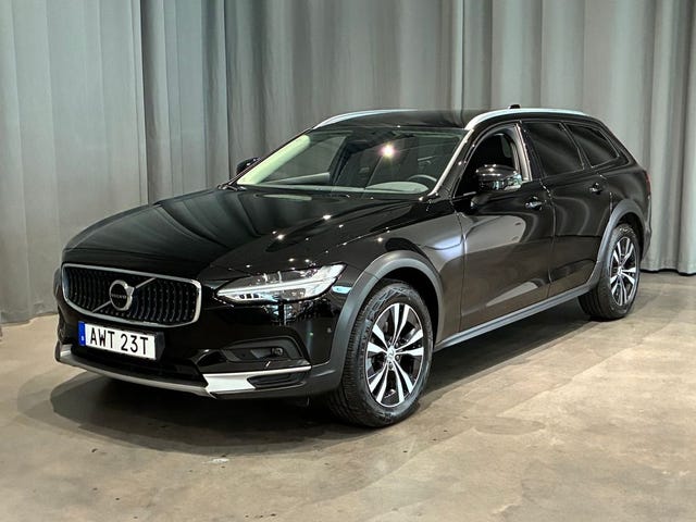Volvo V90 Cross Country 2023