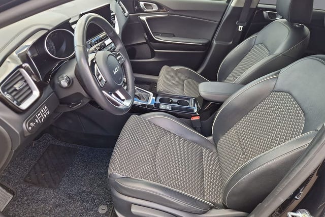 Kia Ceed 2023 – bild 4