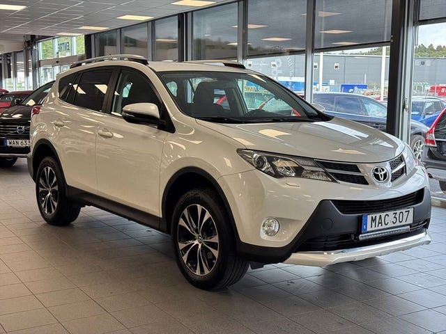 Toyota RAV4 2015