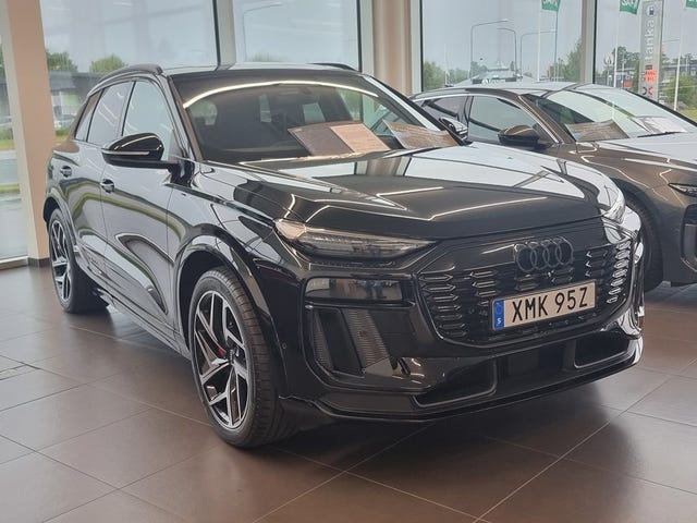 Audi Q6 e-tron 2025