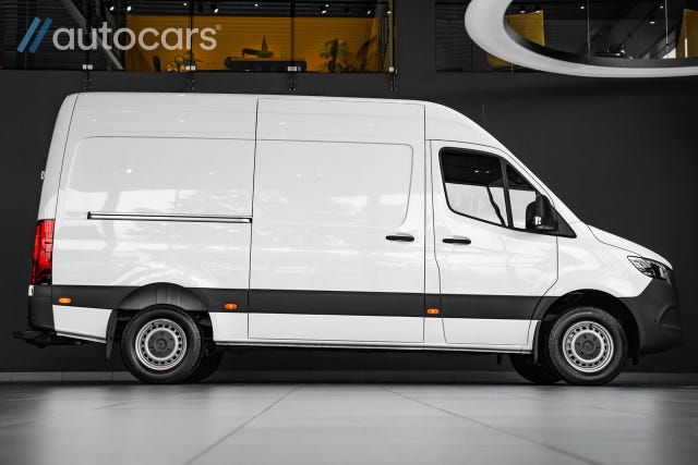 Mercedes-Benz Sprinter 317 2023