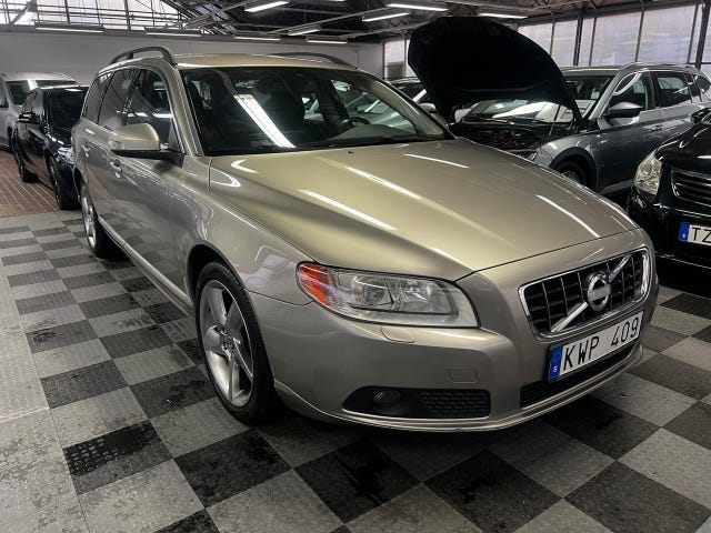 Volvo V70 2011