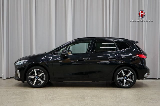 BMW 225e 2024