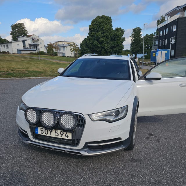 Audi A6 allroad 2014