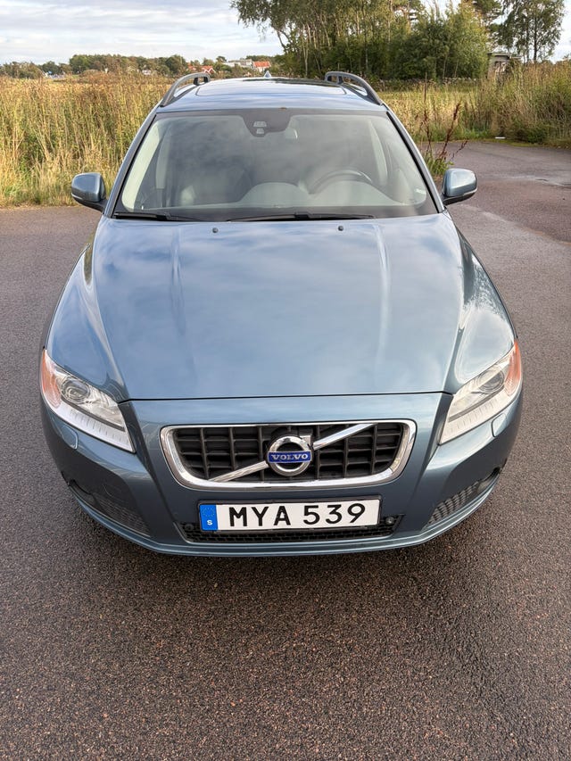 Volvo V70 2013