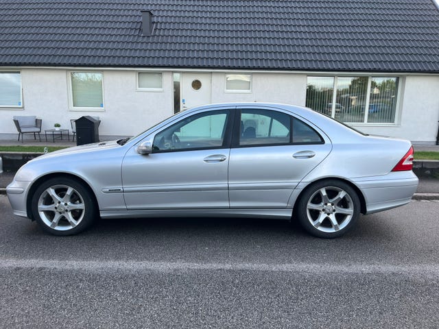 Mercedes-Benz C180 2006