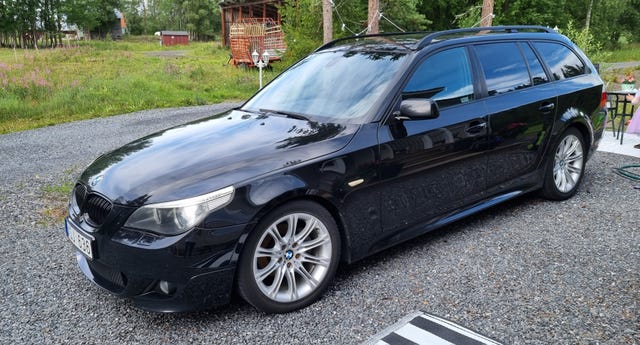 BMW 523i 2006