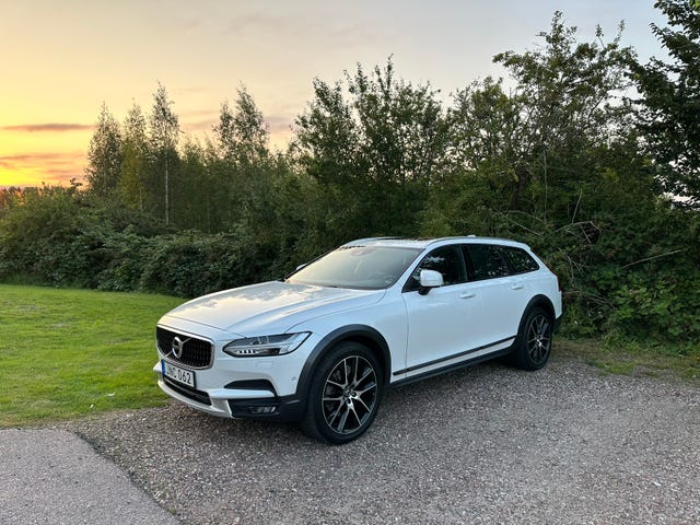 Volvo V90 Cross Country 2017
