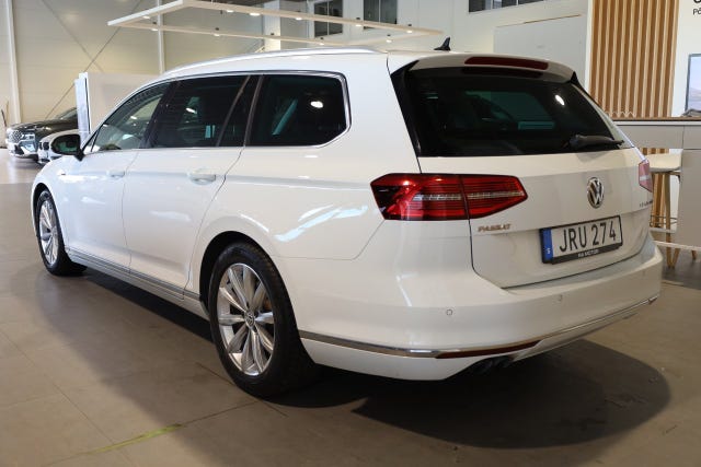 Volkswagen Passat 2016 – bild 3