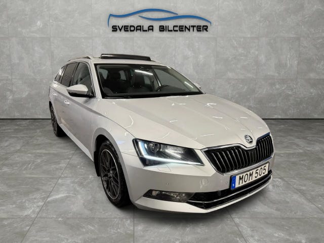 Skoda Superb 2016