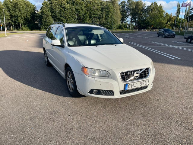 Volvo V70 2010