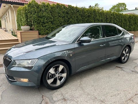 Skoda Superb 2016