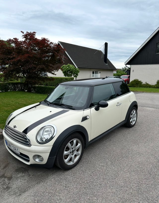 MINI Cooper 2010