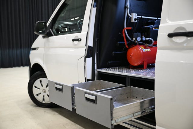 Volkswagen Transporter 2021 – bild 2