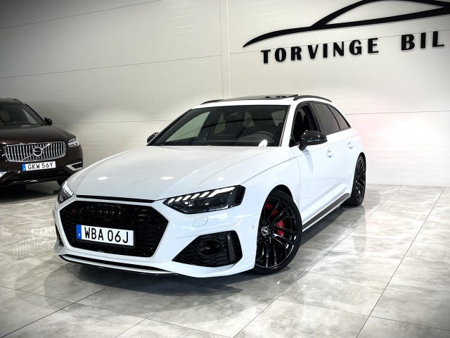 Audi RS4 2023