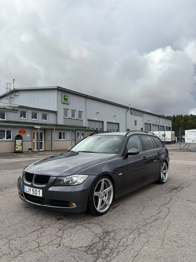 BMW 320d 2008